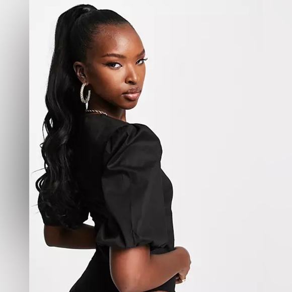 Bodysuit with Puffy Sleeves - Picture 5 of 5